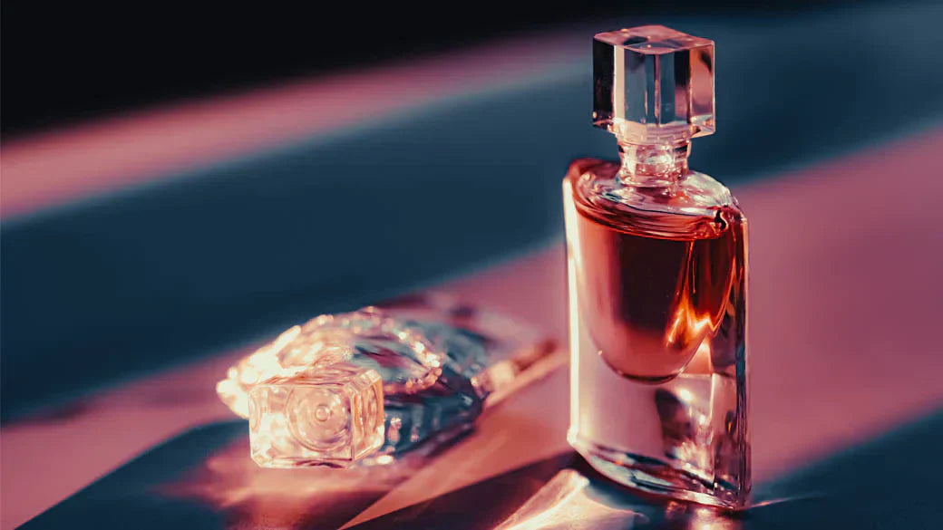Why Perfumes Make the Perfect Gift in the UAE | Best Long-Lasting & Oud Perfumes