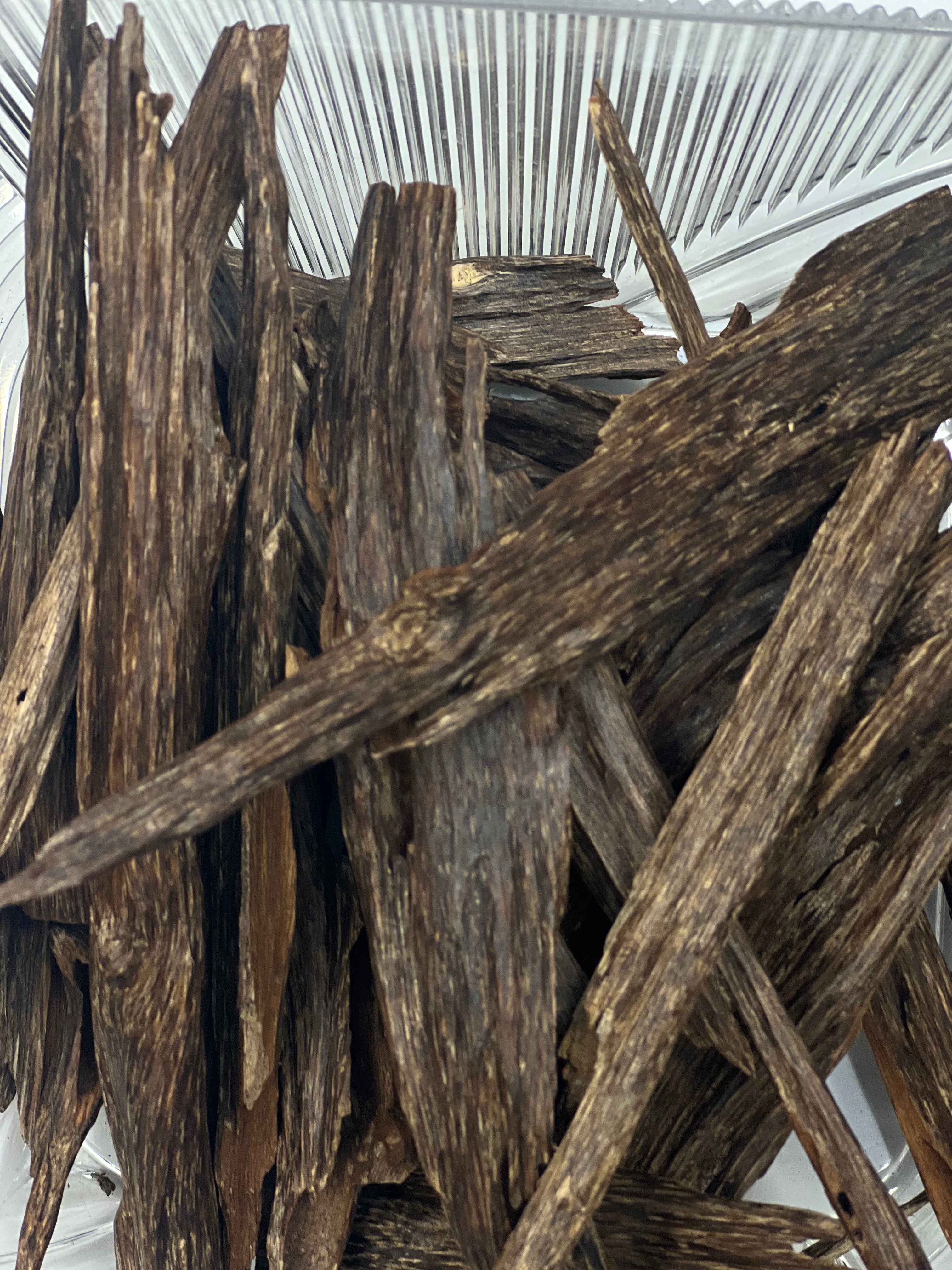 Hindi Zura Double Super Oud Tola -12gm